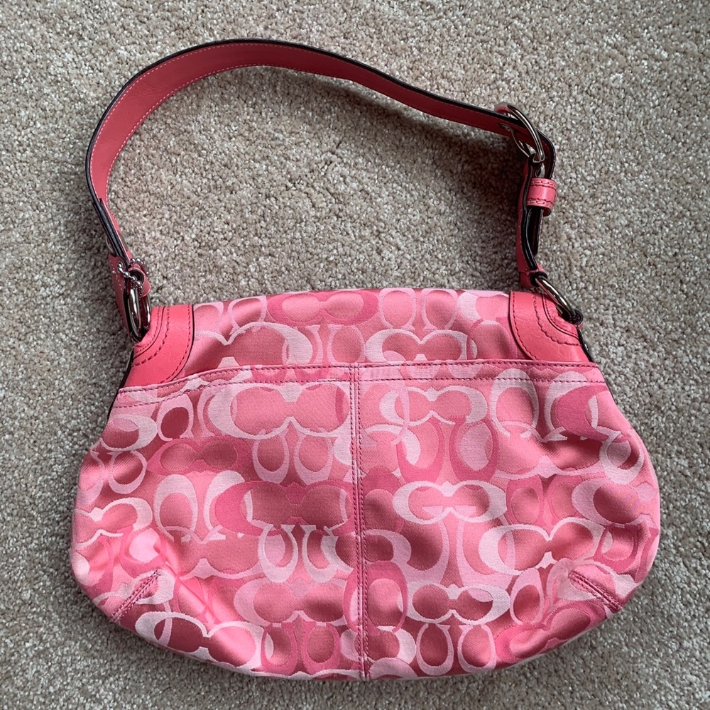 Pink coach bag - Picture 2 of 5